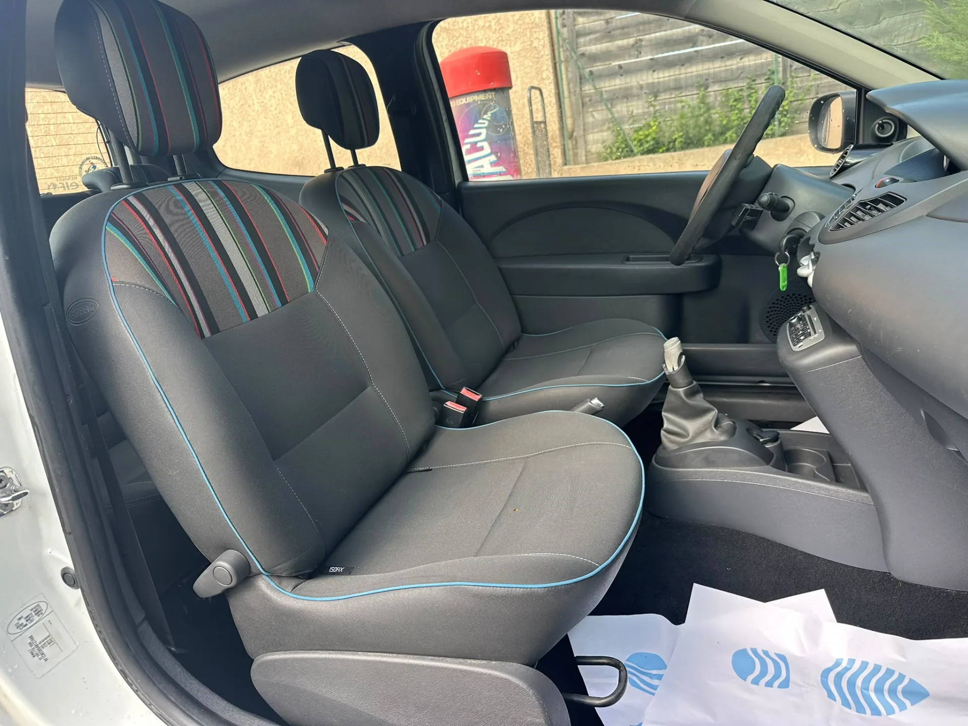 Renault Twingo II phase 2 1.5 dCi 75 ch Authentique