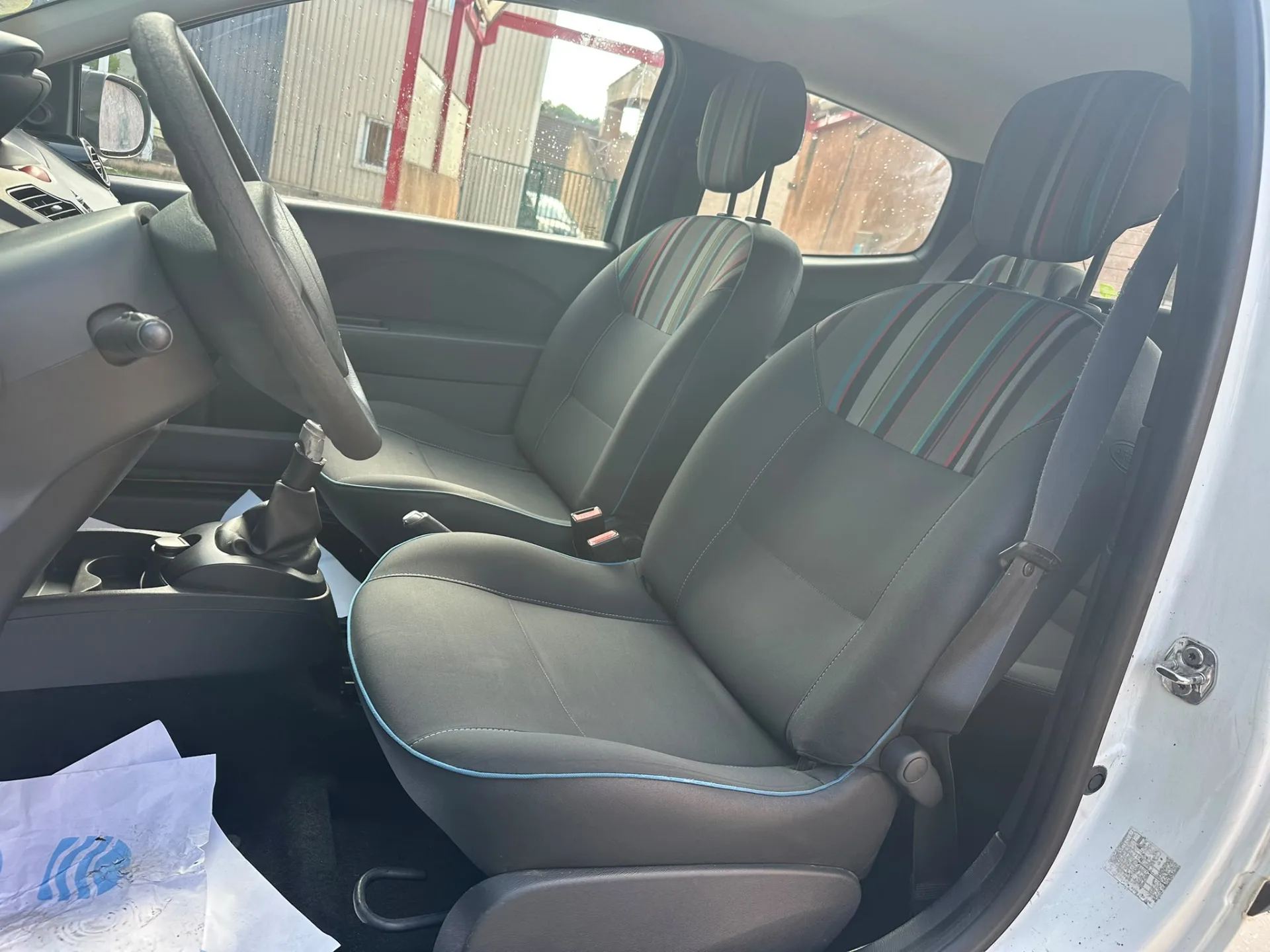 Renault Twingo II phase 2 1.5 dCi 75 ch Authentique